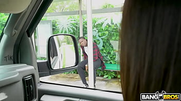Preview 2 of Ngentot Gaya Ngangkang - Ariella Squirts on The Bus
