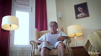 Preview 1 of Xxxxsexporn - Old man has a date with girlfriend and stranger in his hotel room while away on business