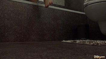 Preview 1 of Nurumassage Siri - Grandpa has best orgasm when she suck on his dick and cum swap like naughty girls