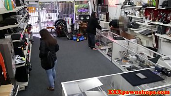 Preview 2 of Desi Sex Xxx Vedio - Pawnshop thief pussyfucked after fellatio
