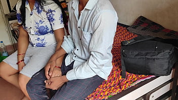 Preview 2 of Sexj Sexjorg - I Fuck My Delivery Boy while Husband at office INDIAN
