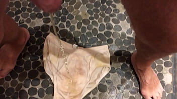 Preview 1 of Xxxn Videos Young Woman - morning piss