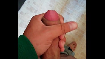 Preview 1 of Www Hd Tiny 4k Sex Com - Despert&eacute_ con mi verga parada