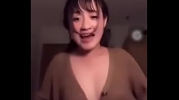 Preview 3 of Indin Naughty - G&aacute_i xinh bigo thả r&ocirc_ng khoe vếu