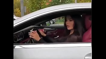Preview 1 of Alice Goodwin Telephone - Filles,  voitures et rock&#039_n&#039_roll