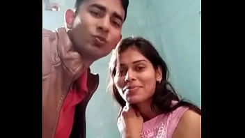 Preview 1 of Shiksha Shaved Pussy - मेरा दोस्त की फ्रेंड्स