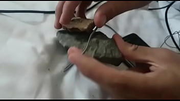 Preview 3 of Sleep Whil Mom - BIG CUTE ROCK WHIT A CUTE PUSSY GETS FUCKED BY A RETARDED ROCK WHILE 2 HORNY LOOSERS WACH