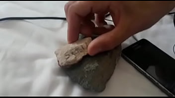 Preview 1 of Sleep Whil Mom - BIG CUTE ROCK WHIT A CUTE PUSSY GETS FUCKED BY A RETARDED ROCK WHILE 2 HORNY LOOSERS WACH