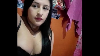 Preview 3 of Upskirt He - Scorts Colombianas 1