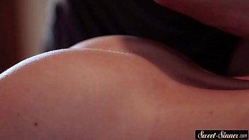 Preview 1 of Bus Masturbasion - Young masseuse cockriding her customer