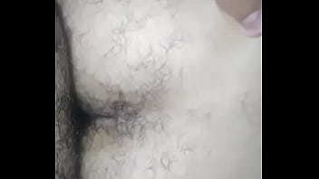 Preview 2 of Il Tenente Koyack Scena - Foda gostosa entre novinhos peludos