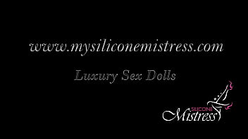 Preview 1 of Ral Rap - Hot y. Does Sexy Striptease