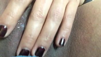 Preview 4 of Seachblack Gangbang Spy - Chorreando rica leche sobre mi vagina