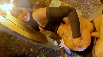 Preview 4 of Cutie Girl Xxx Vido Hd - Fudendo a magrinha no mato depois levo para a banheira | Fernanda Ribeiro |