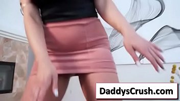 Preview 2 of Mom And Boy Xxnx Com - Skylar Snow do a very good blowjob on camera