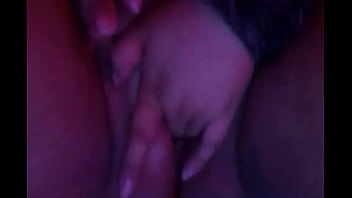 Preview 1 of Rock Amp Roll Anal Rocco 4 - Rica vagina de putita meti&eacute_ndose los dedos 2