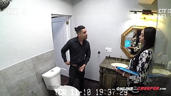 Preview 2 of De Pie5 - Realtor accepts horny Bruno&#039_s dirty proposal of taking his big cock