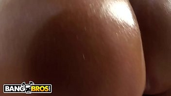 Preview 3 of Enemigos Gay - BANGBROS - MILF Shyla Stylez Is A Goddess! Her Nice Ass Will Put A Smile On Your Face