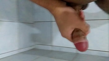 Preview 2 of Oman Panic Vargin - gozando punheta
