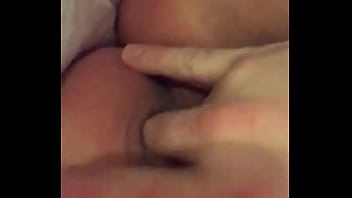 Preview 1 of Madre En Apuros - Sexy slut fingered and cumming squirting on him