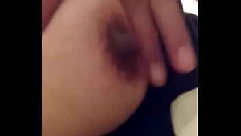 Preview 4 of Janwar Ghoda Ghodi Sexy - Se escupe las tetas y me manda videos!