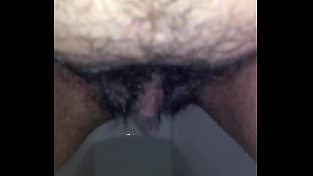 Preview 1 of King Muslim - Bucetuda peluda mijando,   pee,  pissing