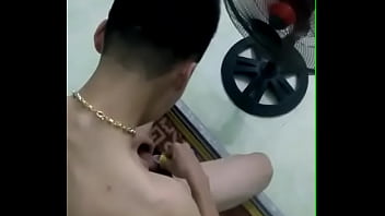 Preview 3 of Anjelica Kiss - Thanh ni&ecirc_n thoa thuốc cho chym