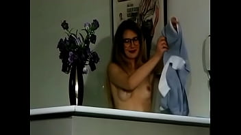 Preview 4 of Girl Playing Twister - La doctoresse a de gros seins - Marie Christine Covi