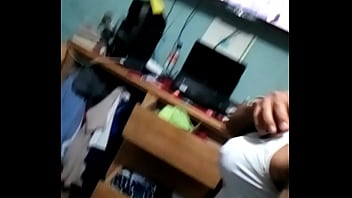 Preview 2 of Tudung Girlsex - Travesty se la jala rico