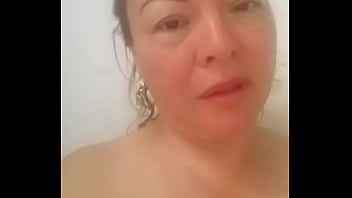 Preview 1 of Cach Chich Xxx - Colombiana ba&ntilde_&aacute_ndose