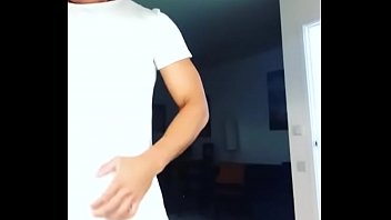 Preview 3 of Pnjabe Xxx Video - Hot muscle guy big cock on cam