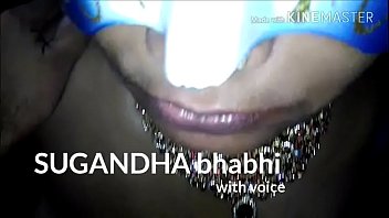 Preview 2 of Zexarab - hot mature aunty sugandha fucking with sexy voice in hindi