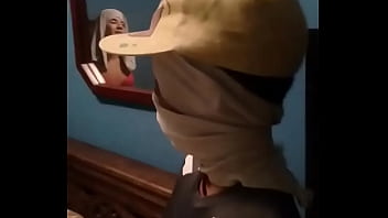 Preview 3 of Sex Mom Vs Son 3gp - La loba est&aacute_ suelta xd