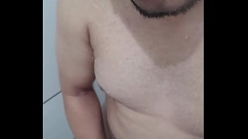 Preview 1 of Japan Famly 1 - batendo uma