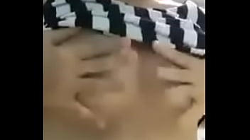 Preview 2 of Bata Mmy - Uting di remes bossque