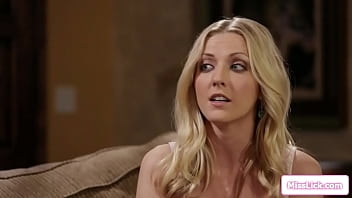 Preview 1 of Elsa Jean Priest - Mamando casado na casa dele