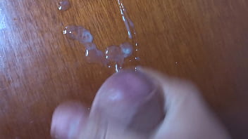 Preview 4 of Kissing Room - Jerking off and cumming / me la jalo y me vengo