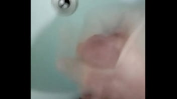 Preview 2 of Pantyhose Grinding Cock Swap - Novinho gostoso batendo punheta at&eacute_ gozar