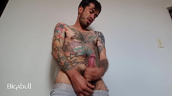 Preview 2 of Www Xaxvido - Masturbaci&oacute_n de macho con ganas de romper culos