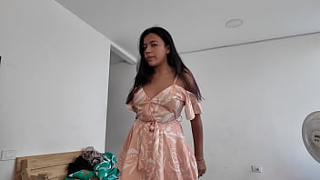 Preview 1 of Swedish Solo Cam - follo a mi amiga antes de ir a su trabajo