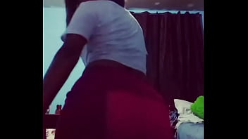 Preview 3 of Big Grell Danlod - cu&ntilde_ada bailando rico