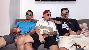 Preview 1 of Qatar Girl - OS PARCEIROS ME DERAM ROLADA NA MADRUGADA