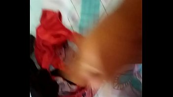 Preview 4 of Porn Hot Xxx Momandson - Calcinha da minha cunhada e da sogra