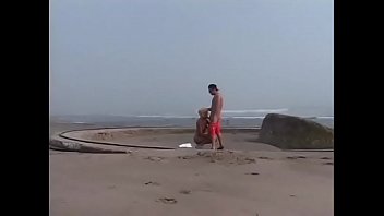 Preview 2 of Oudwoman - Horny slut Velvet Rose gets her cunt eaten on the beach before dude bangs her