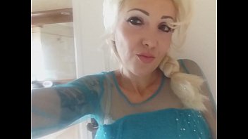 Preview 4 of 18 Tear Old Rape Video - elsa di frozen ha voglia di cazzo