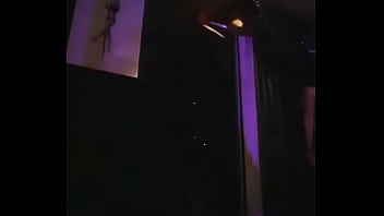 Preview 2 of India Gull Xxxx - Bailando en el tubo 2