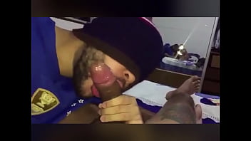 Preview 2 of Kriti Hard Porn - Jogador chupando gostoso o pau do macho