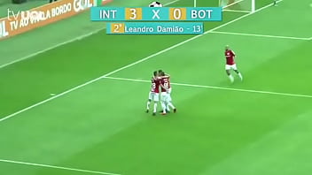 Preview 4 of Xnxxmvideos - INTERNACIONAL FUDENDO O BOTAFOGO d. GOSTOSO 29/07/2018