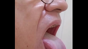 Preview 4 of Muslim Naked Girls - A&iacute_ vem porra na boca!