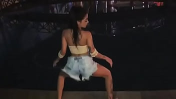Preview 3 of Fack Publik - Novinha